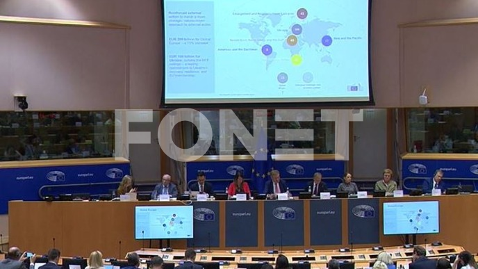 Parlament EU ponovo o Srbiji